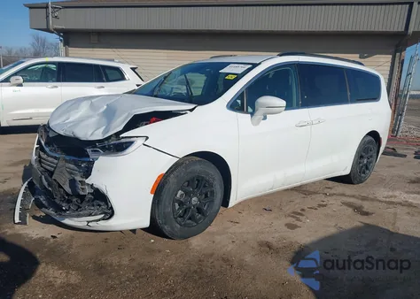 2022 Chrysler Pacifica Touring L z USA, uszkodzony, nr VIN 2C4RC1BG1NR115170